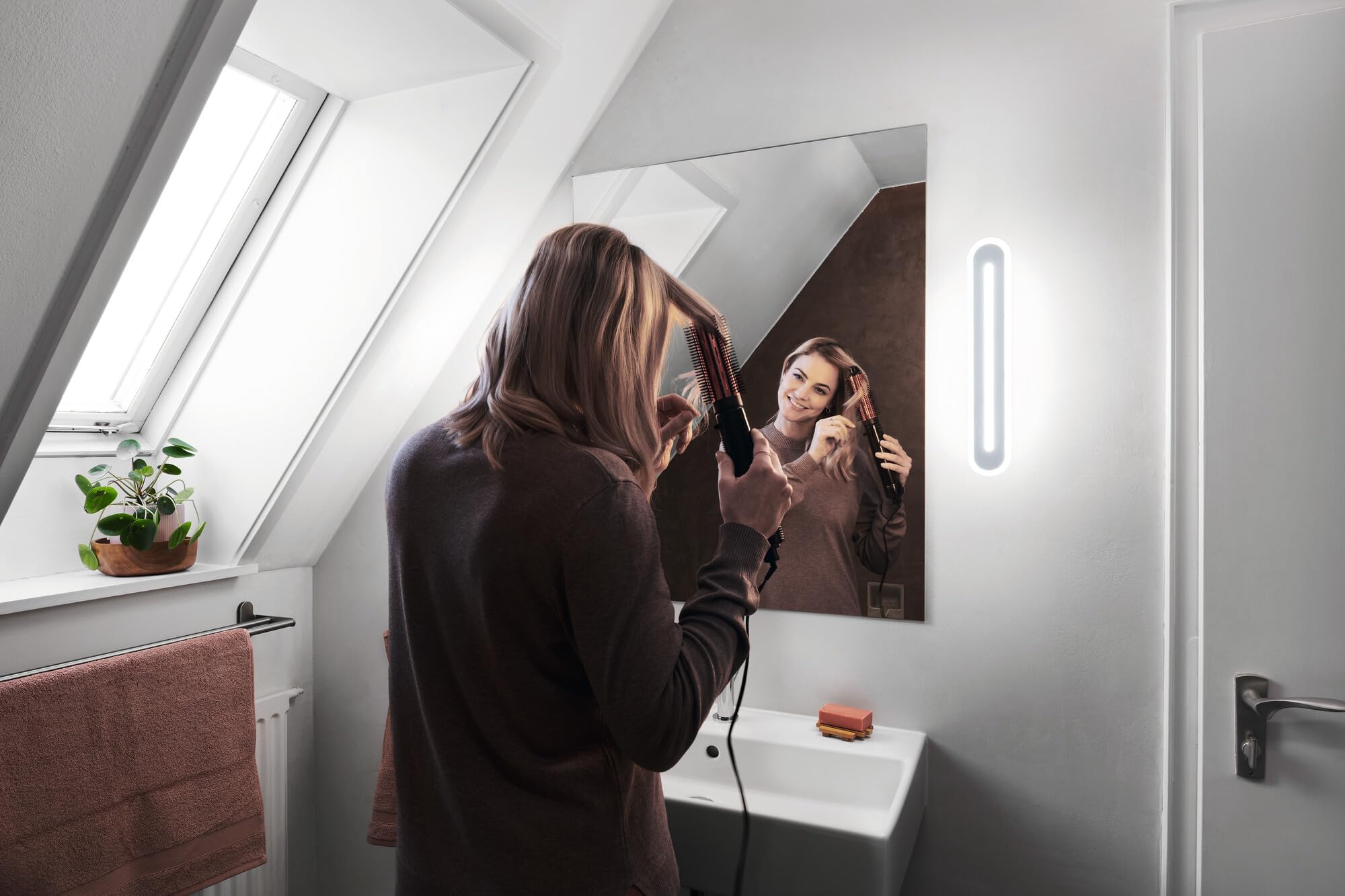 ledvance-smart-orbis-bath-badezimmerleuchte-40cm-ip44-wifi-wei image 2