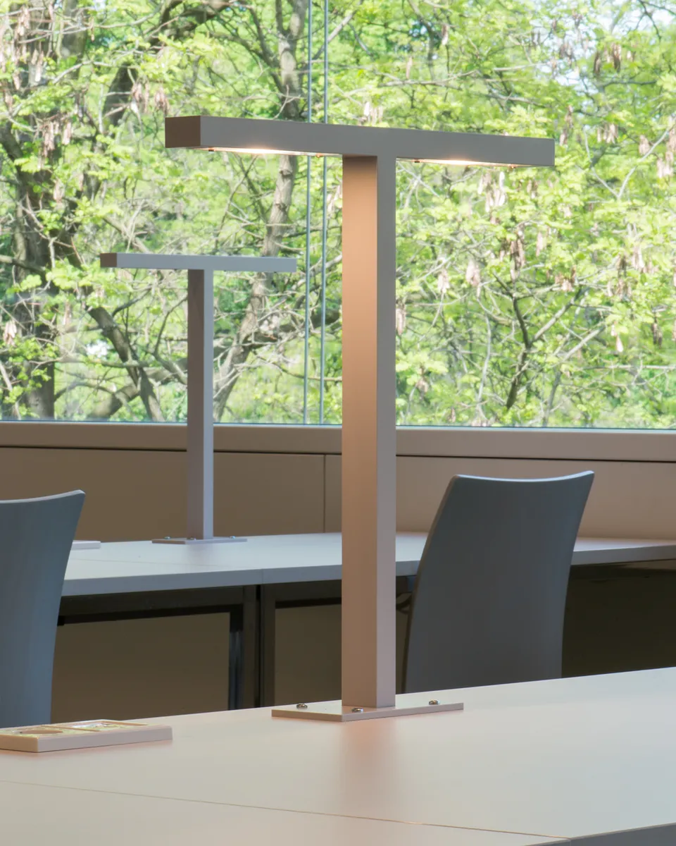 mawa-elle-4-tischleuchte-bibliothek-led-90 image 1