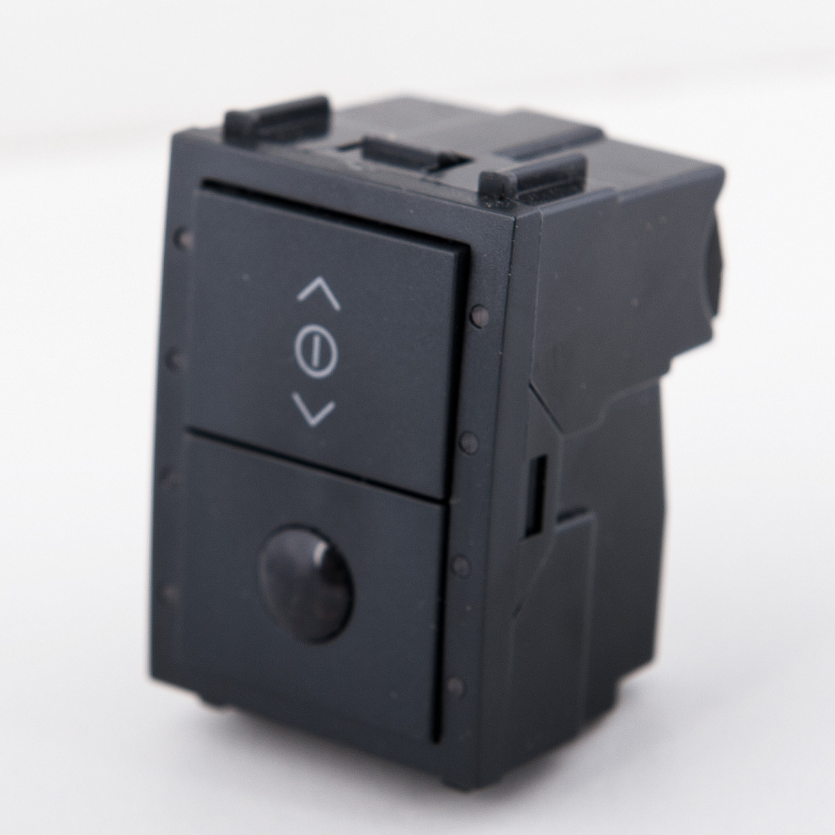 helvar-318-wand-pir-pr-senz-absence-melder image 4