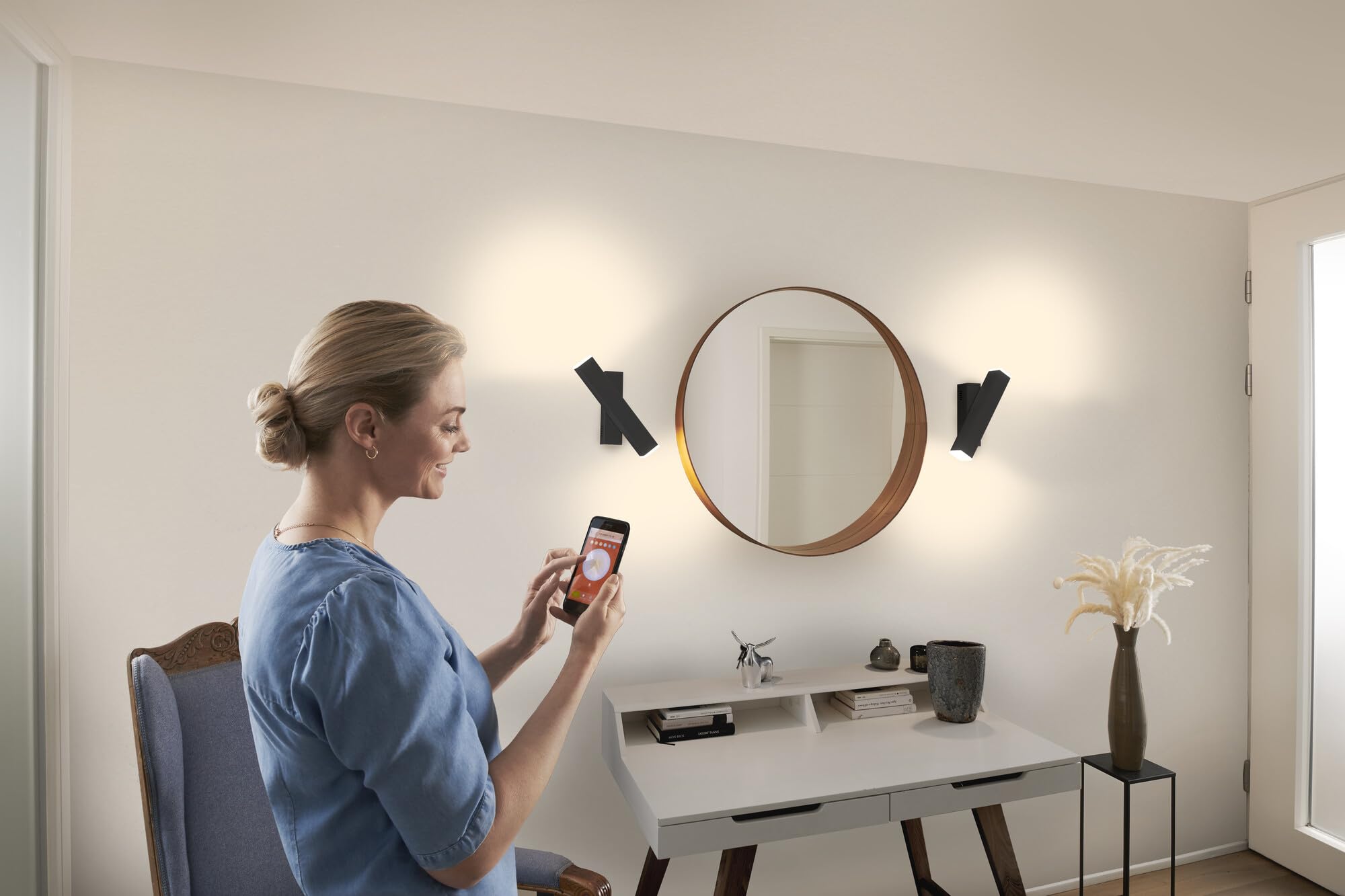 ledvance-smart-decorative-wandleuchte-wei-12w-tunable-white-wifi image 4