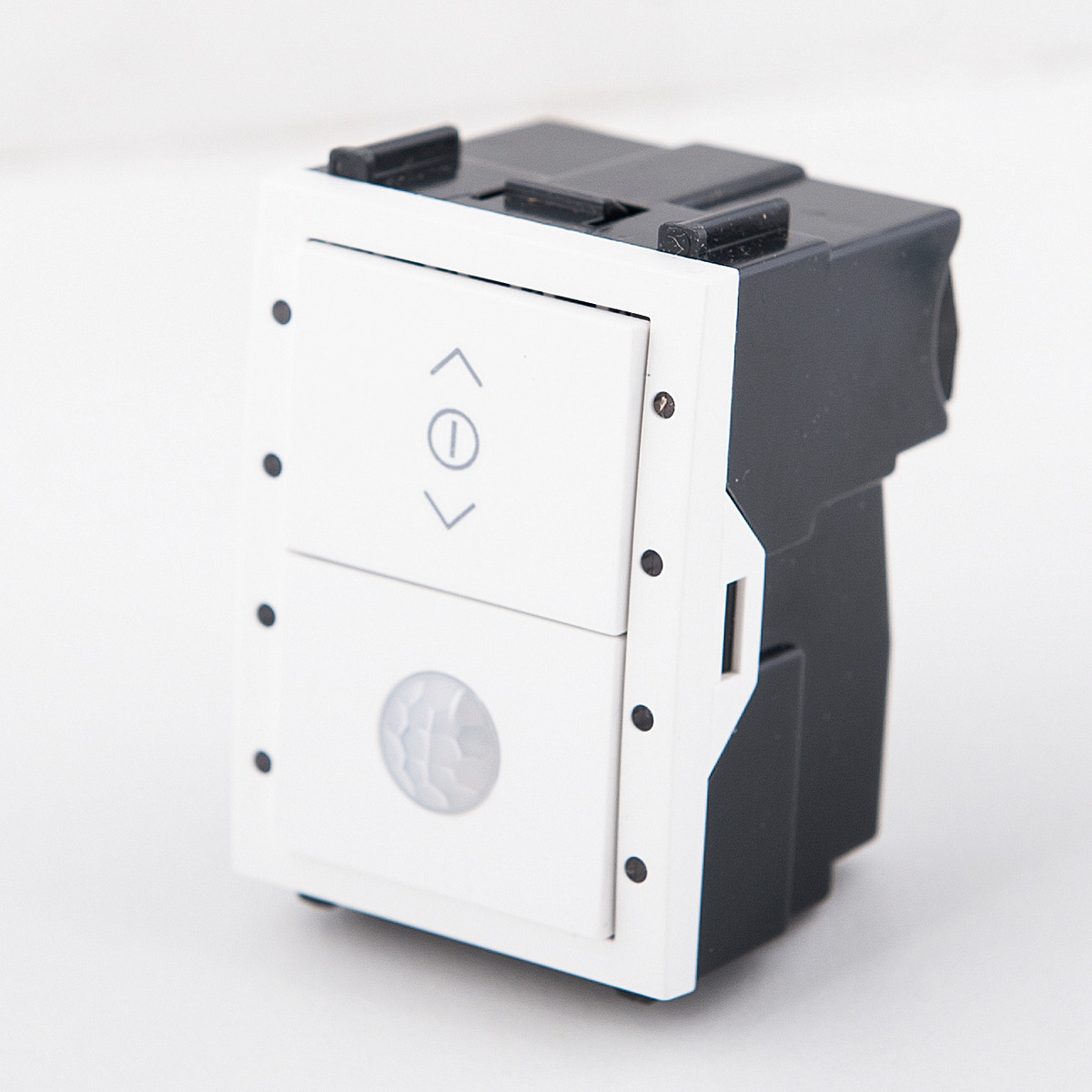 helvar-318-wand-pir-pr-senz-absence-melder image 3