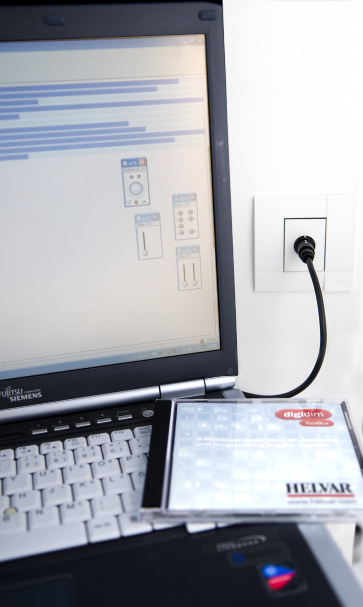 helvar-180-serielles-programmierpunkt-modul image 4