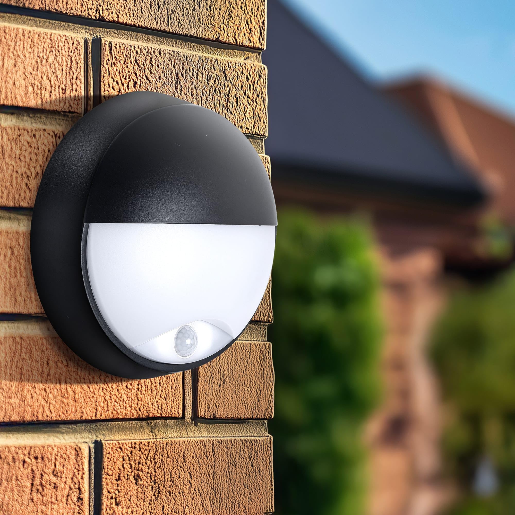 luceco-eco-led-bulkhead-rund-10w-mit-pir-sensor-ip54-schwarz-wei image 7