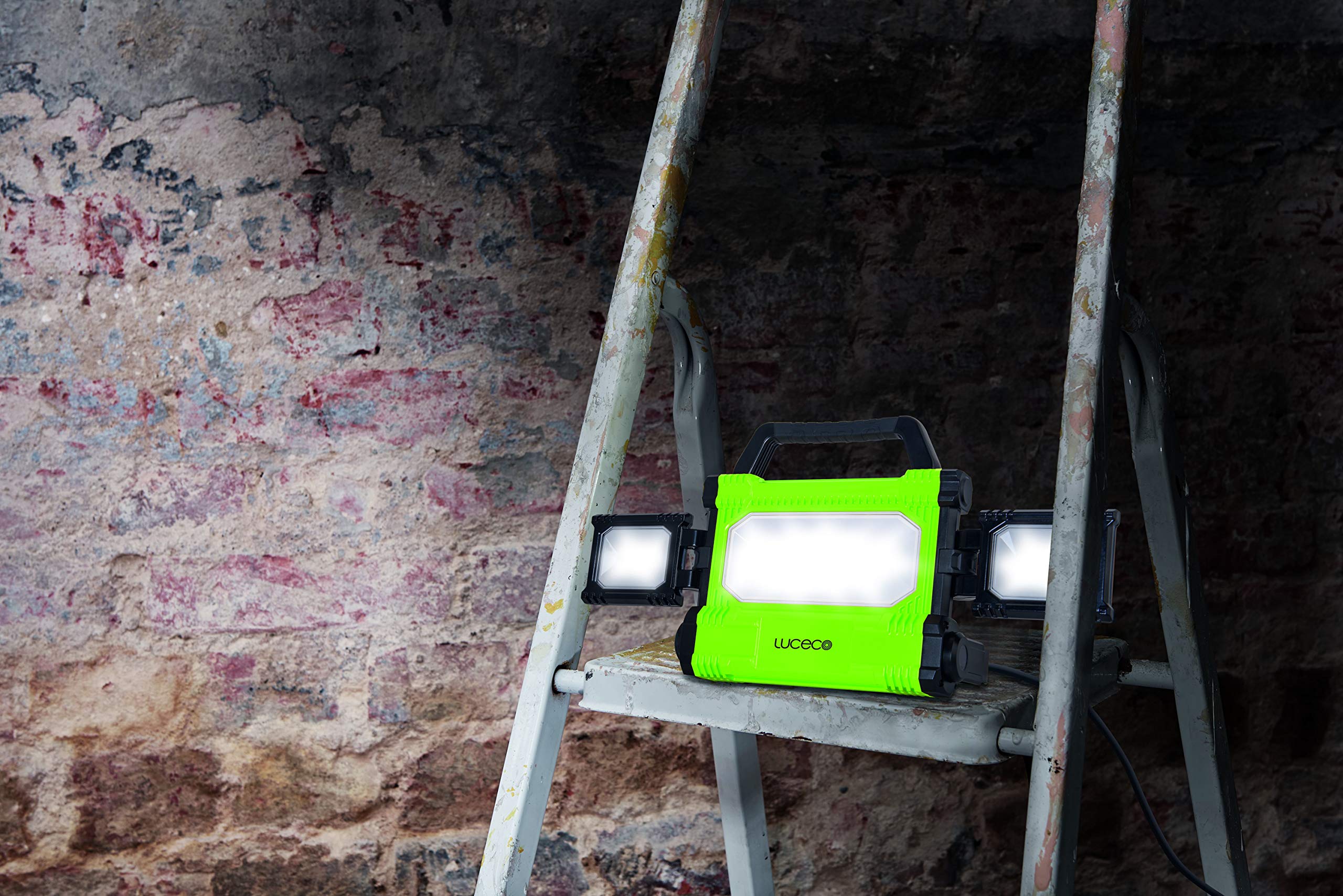 luceco-led-baustrahler-50w-5000lm-6500k-ip54-mit-standfu image 5