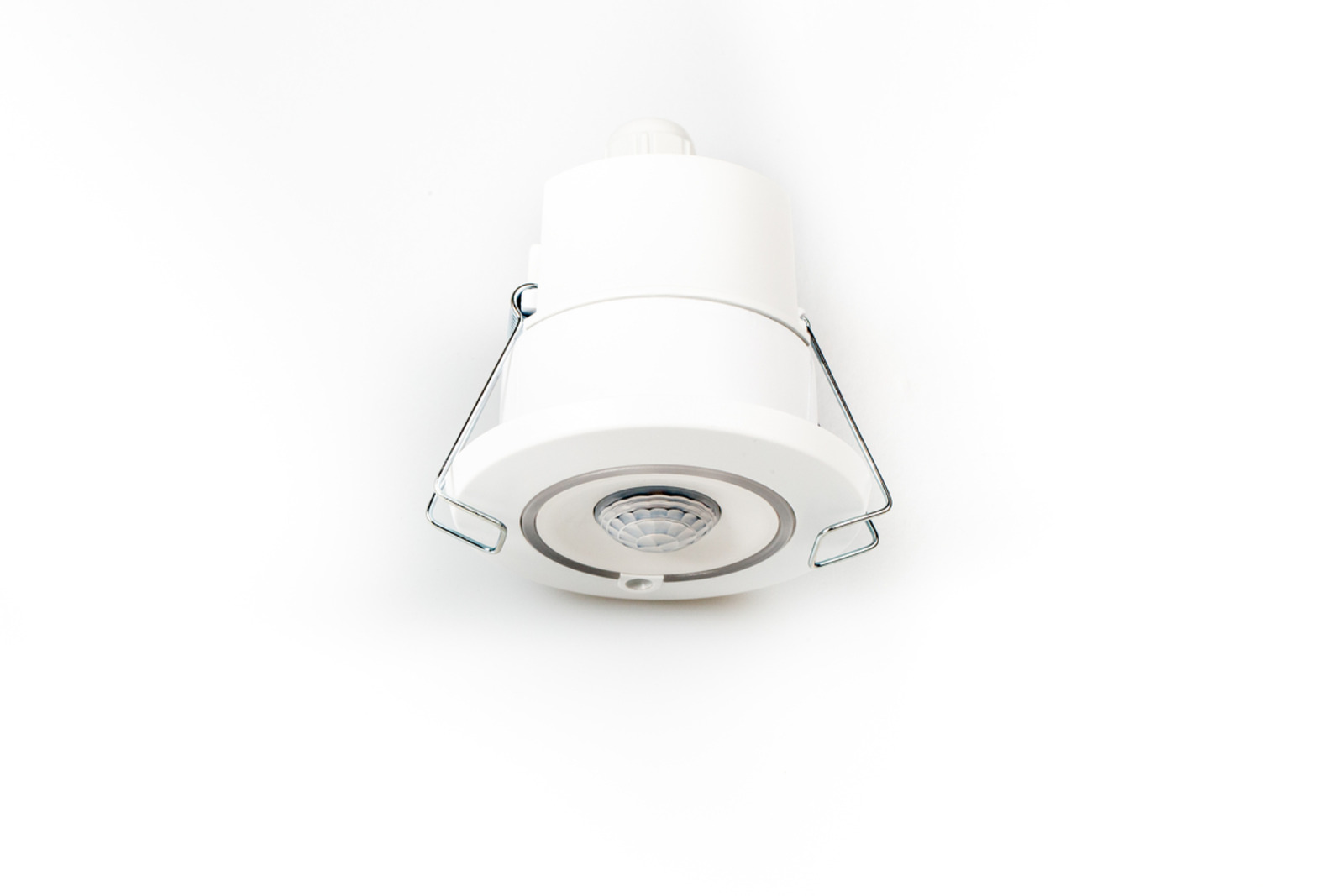helvar-322-high-bay-multisensor-pr-senz-tageslicht image 4
