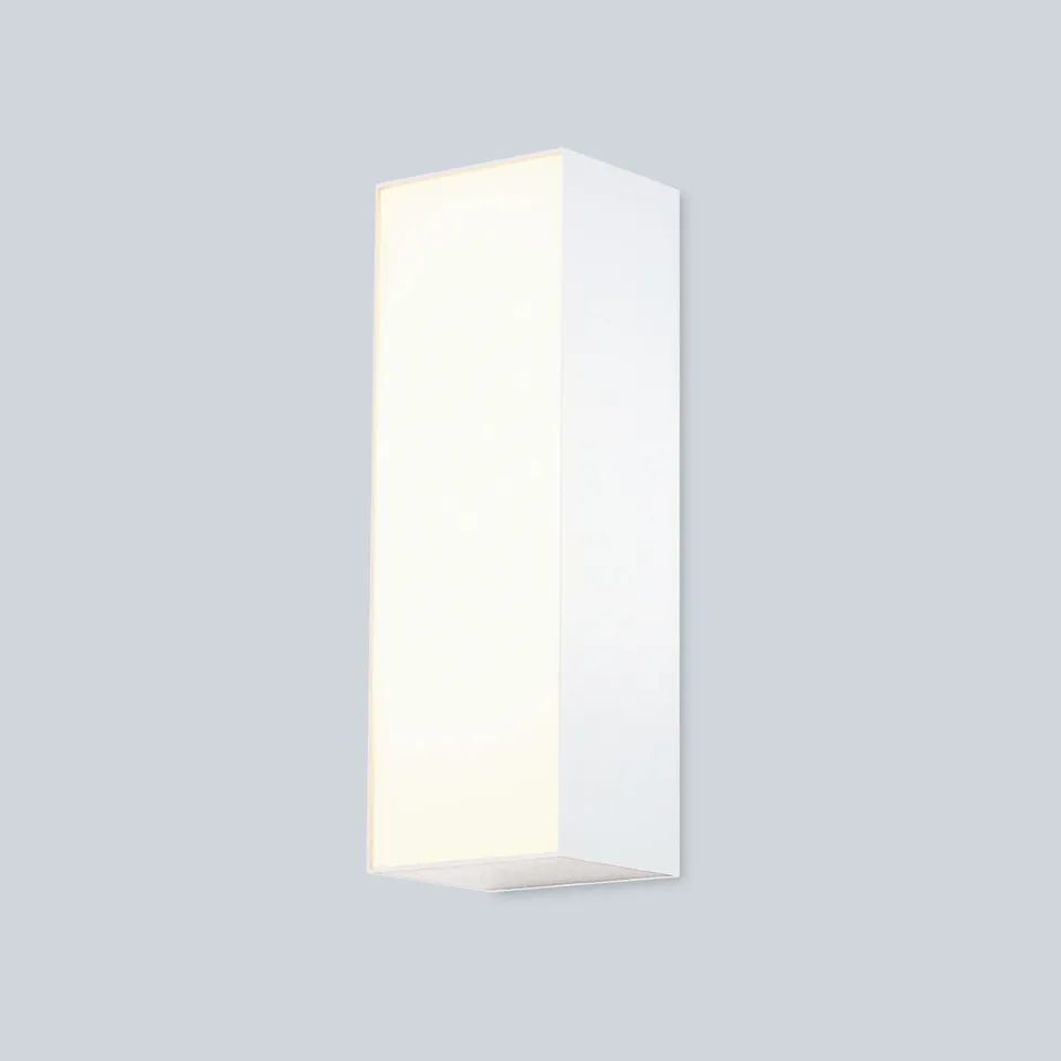 mawa-messing-led-ip20-wandleuchte-messing-hochglanzpoliert image 1