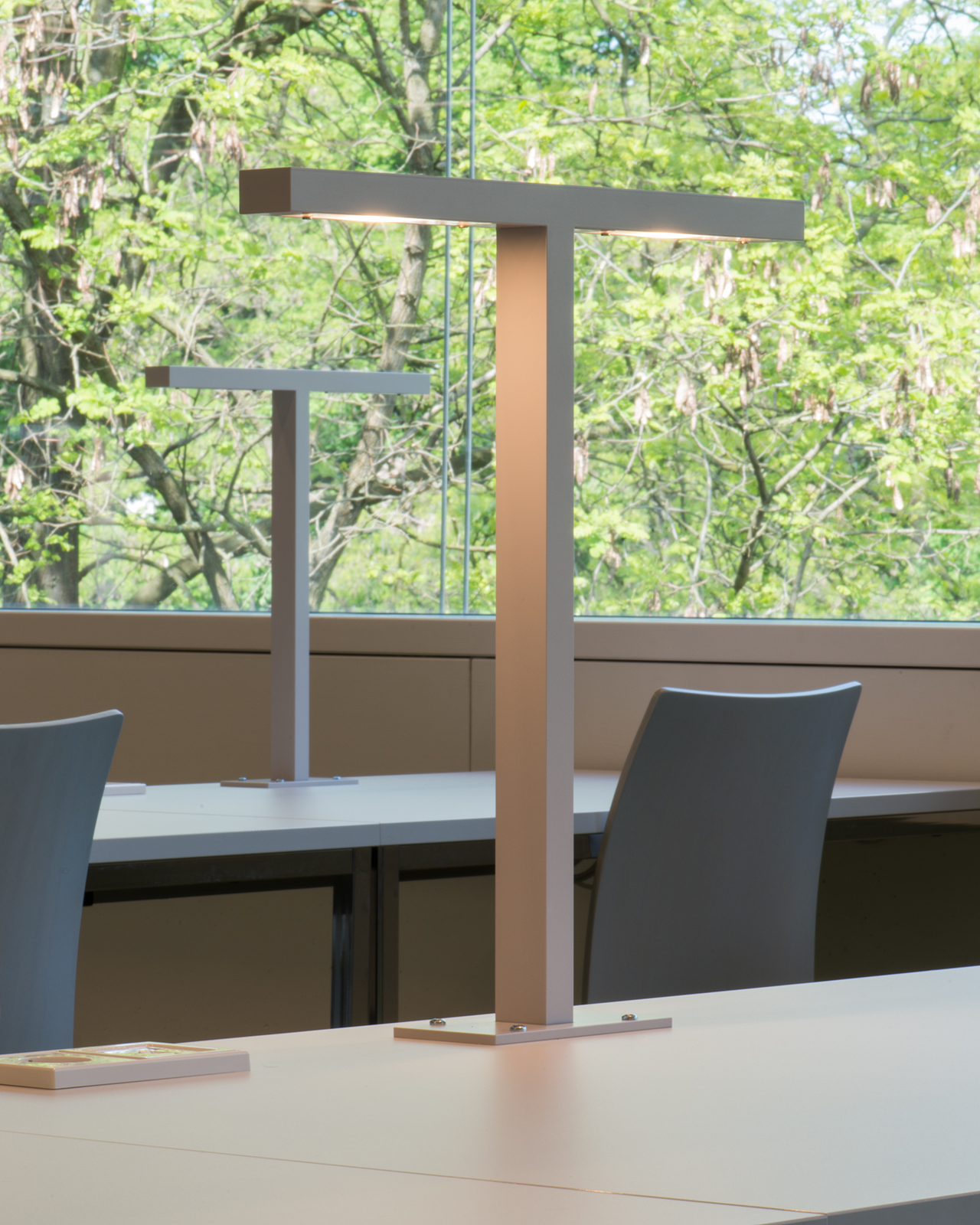 mawa-elle-4-tischleuchte-bibliothek-led-90 image 1