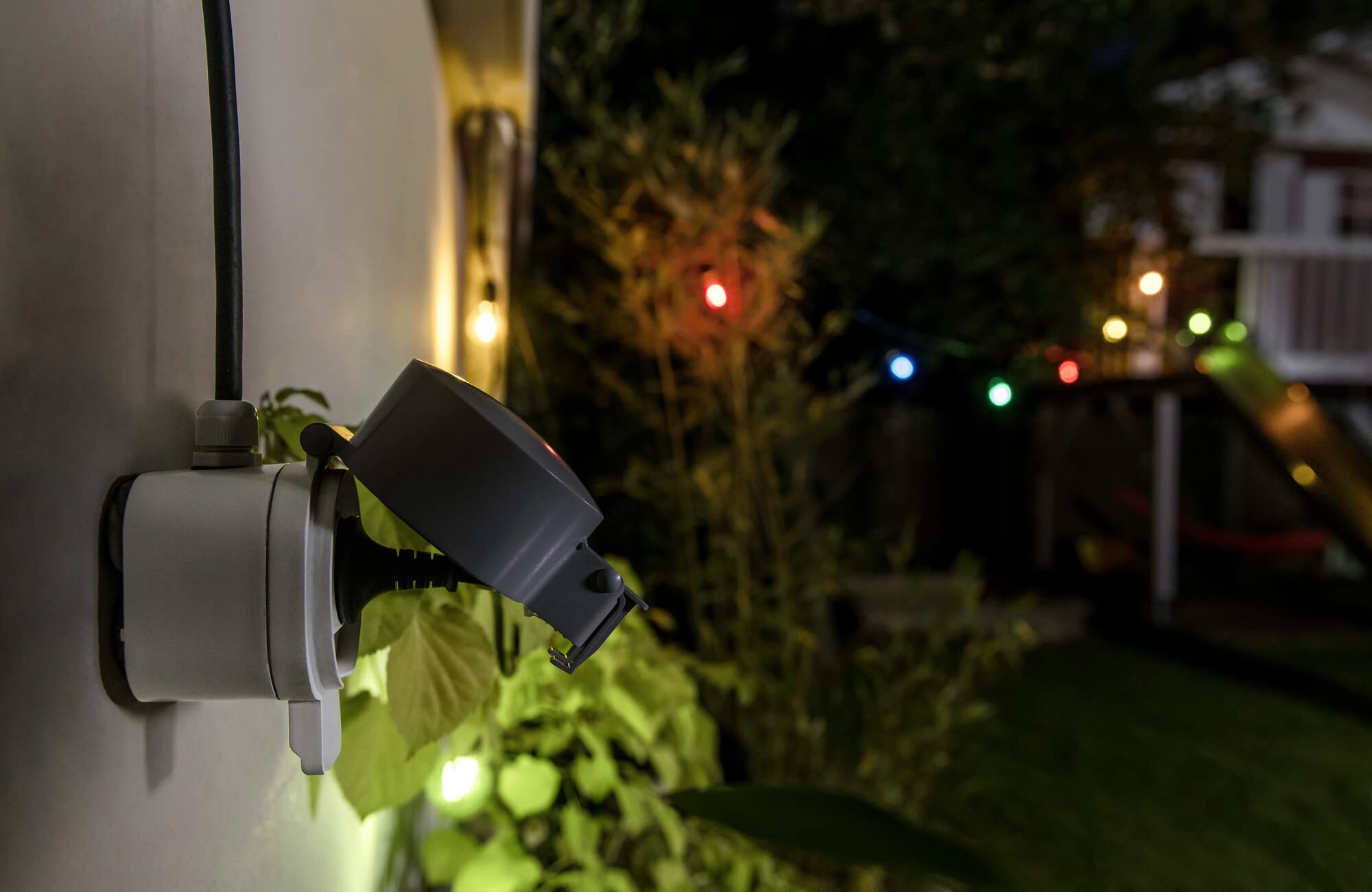 ledvance-smart-outdoor-plug-zigbee-schaltbare-outdoor-steckdose-ip44 image 3