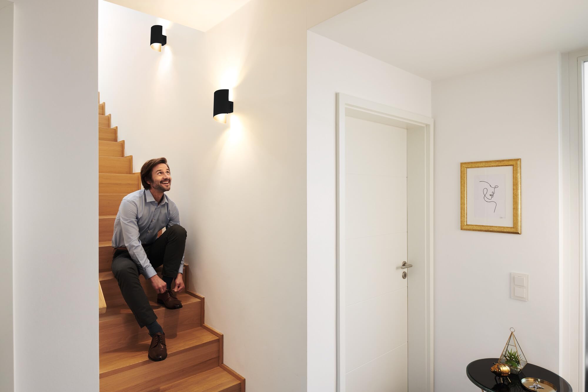 ledvance-orbis-twist-smart-wi-fi-led-wandleuchte-12w-schwarz-kupfer image 2