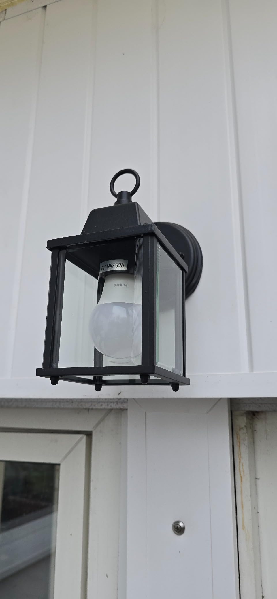 Solide Außenlampe