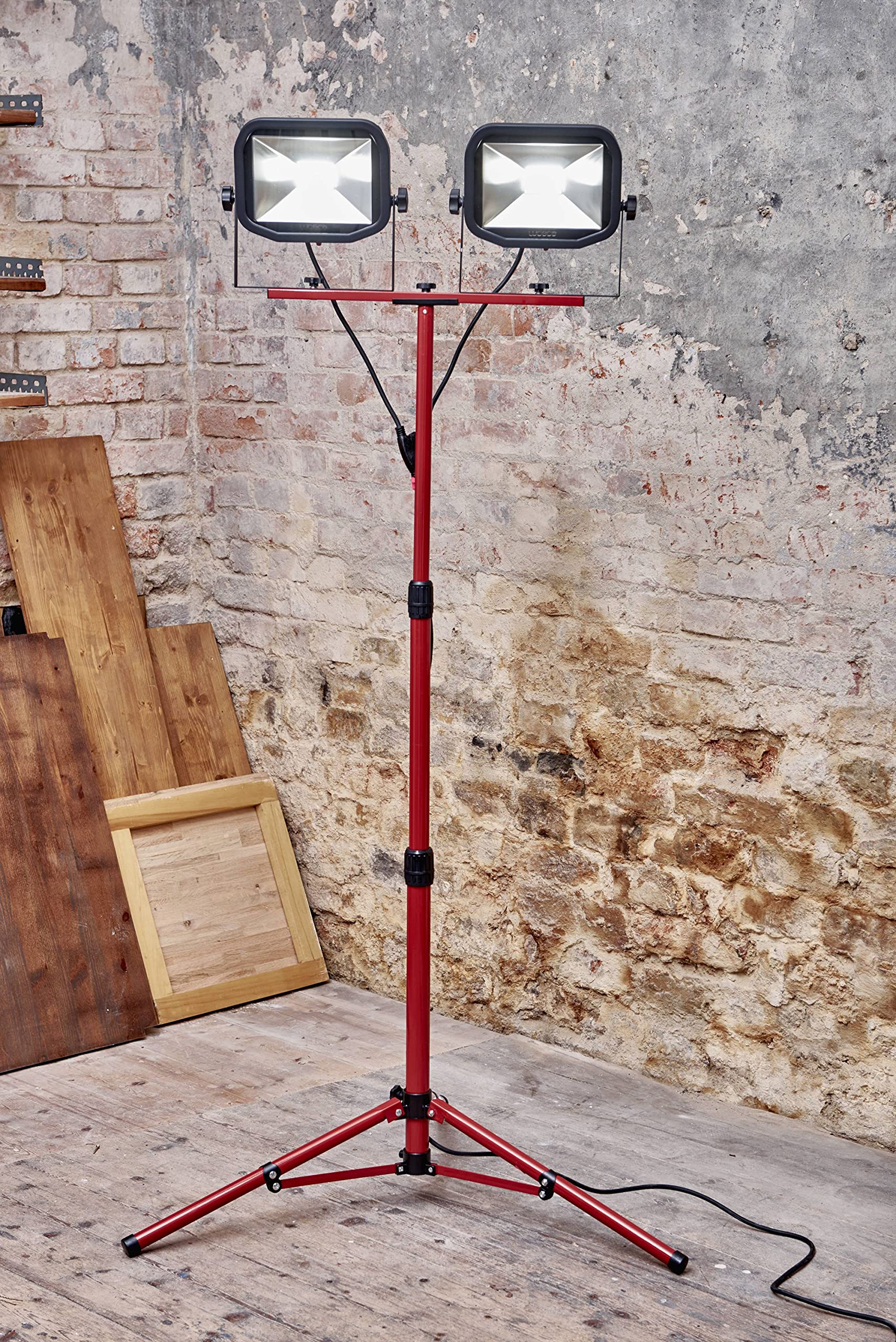 luceco-slim-twin-led-baustrahler-mit-stativ-2x38w-ip65 image 4